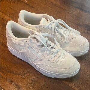 WORN ONCE Reebok Platform Sneakers